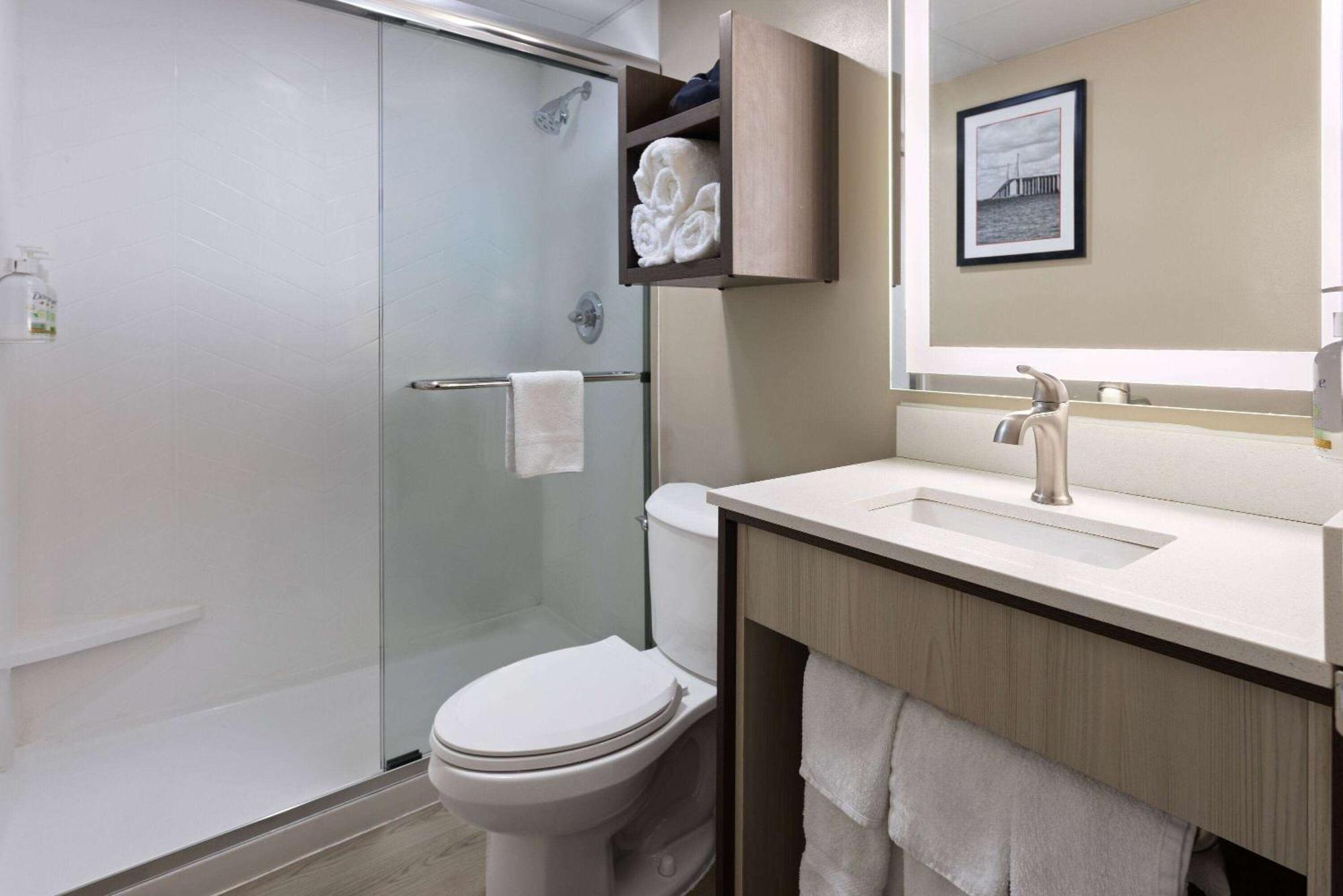 Ramada By Wyndham Parsippany Hotel Ngoại thất bức ảnh
