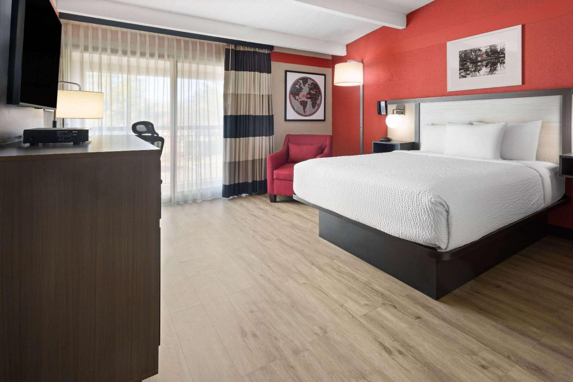 Ramada By Wyndham Parsippany Hotel Ngoại thất bức ảnh