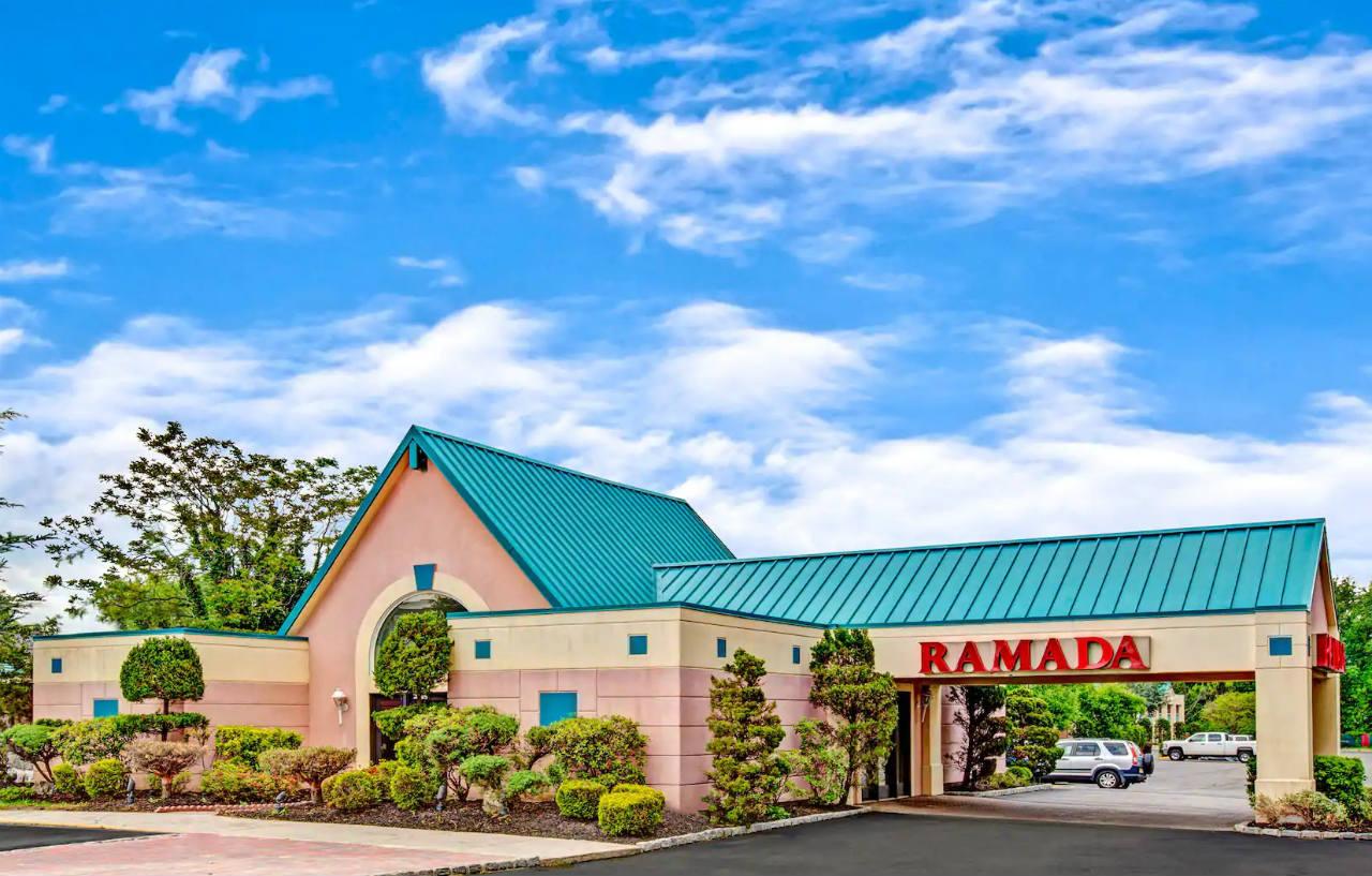 Ramada By Wyndham Parsippany Hotel Ngoại thất bức ảnh
